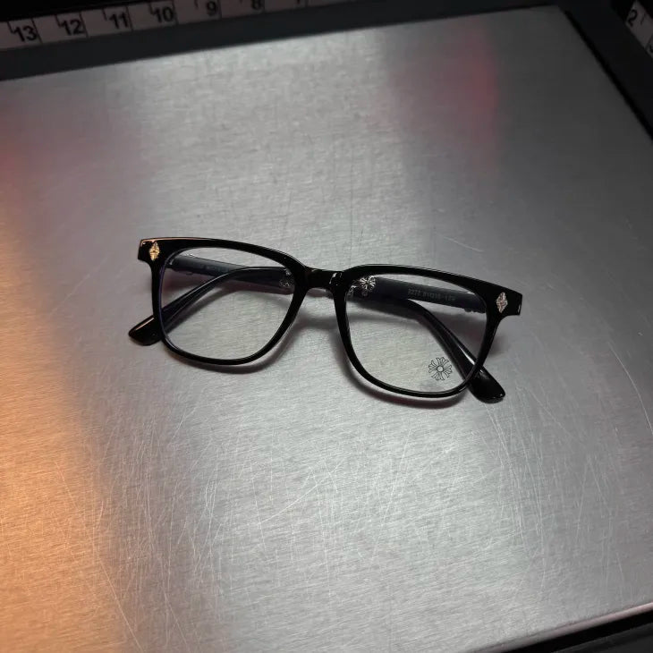 Black & Silver Knife Glasses