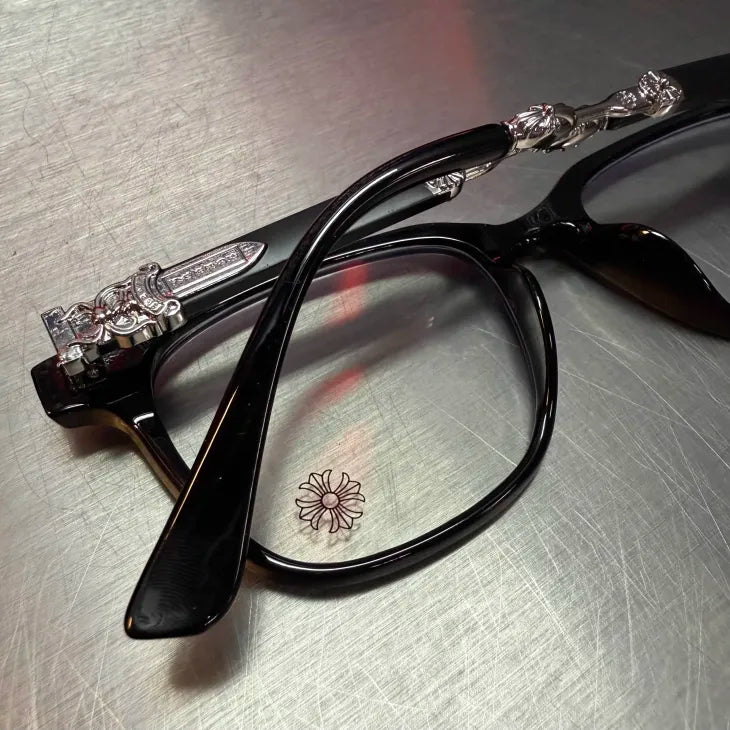 Black & Silver Knife Glasses